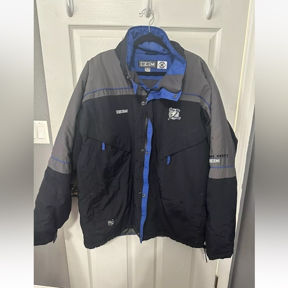 NHL Hockey Mens Tampa Bay Lightning CCM Center Ice Lined Winter Jacket XXL - Picture 1 of 12